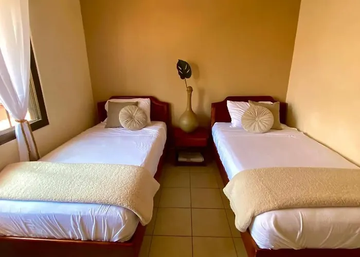 Aparthotel Garza Real *